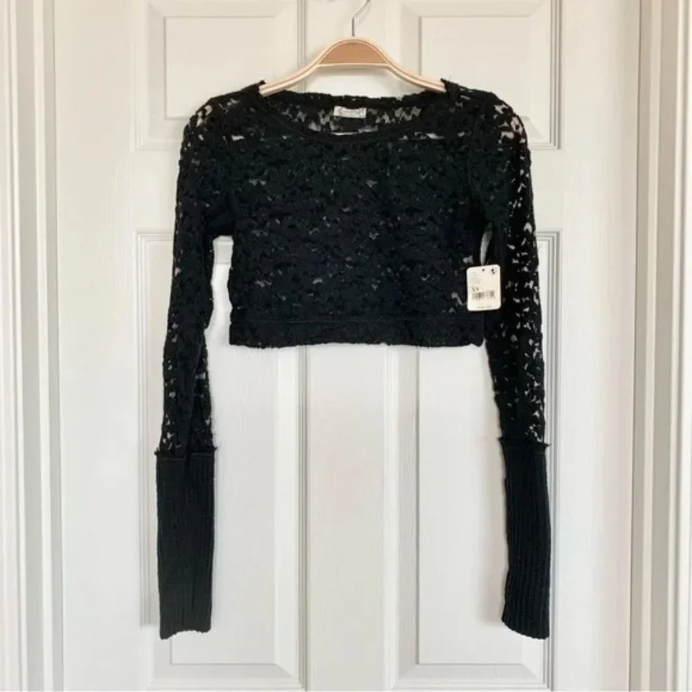 🖤 FREE PEOPLE Black Stretch Lace Crop Top Long Sleeves Loungewear